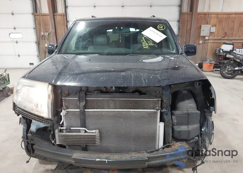 2010 Honda Pilot Ex-L z USA, uszkodzony, nr VIN 5FNYF4H52AB026109